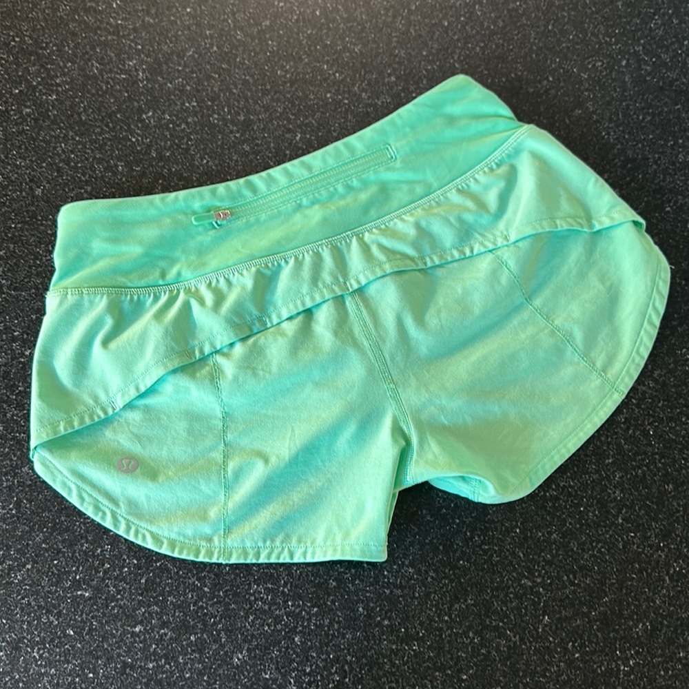 Lululemon Speed Up Low Rise Lined Short 2.5" inseam